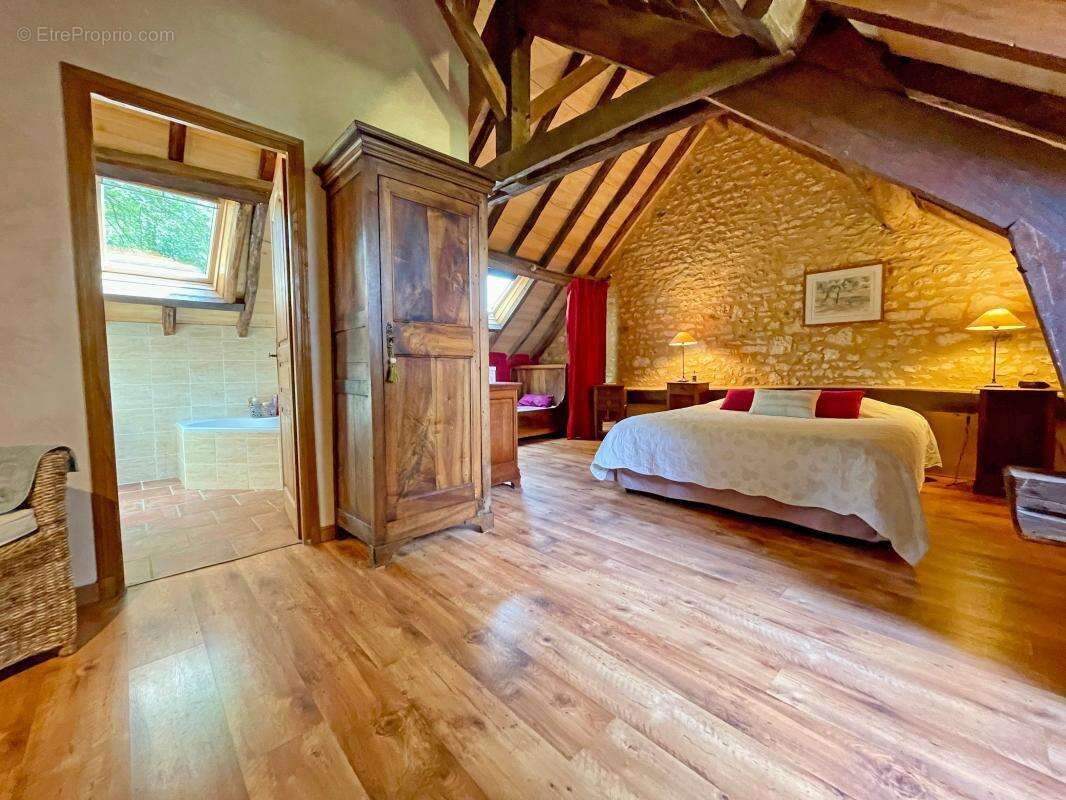 Maison à MAUZENS-ET-MIREMONT