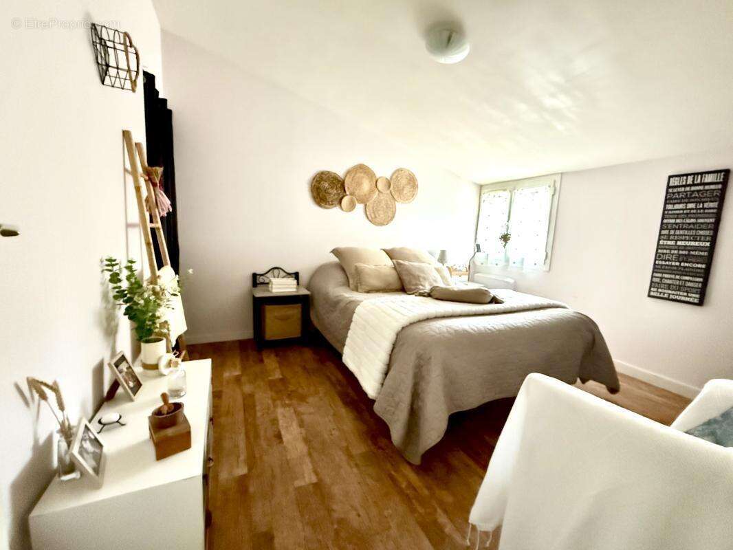 Appartement à MESCHERS-SUR-GIRONDE