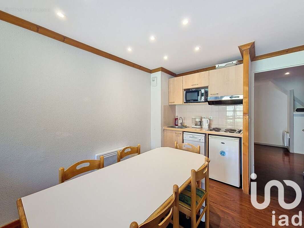 Photo 3 - Appartement à BESSE-ET-SAINT-ANASTAISE