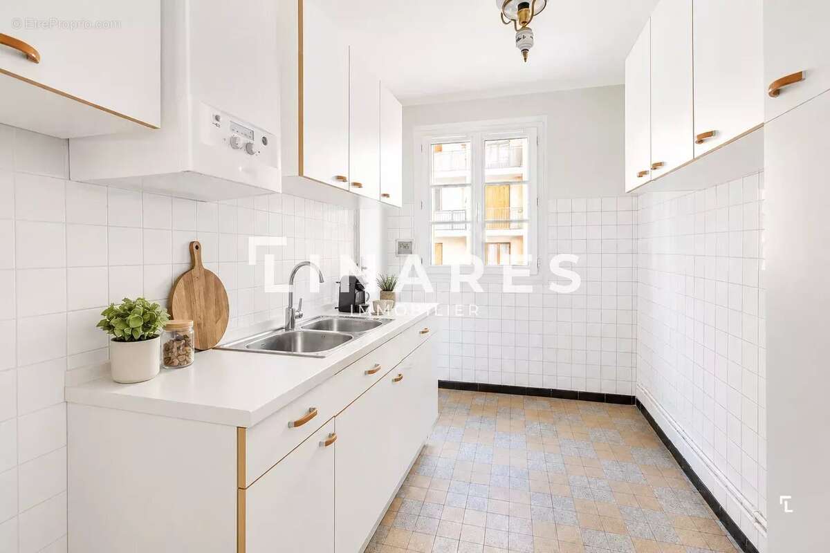 LE POUCEL - Appartement T3 de 56m2 - 13004 LA BLANCARDE - photo 3
