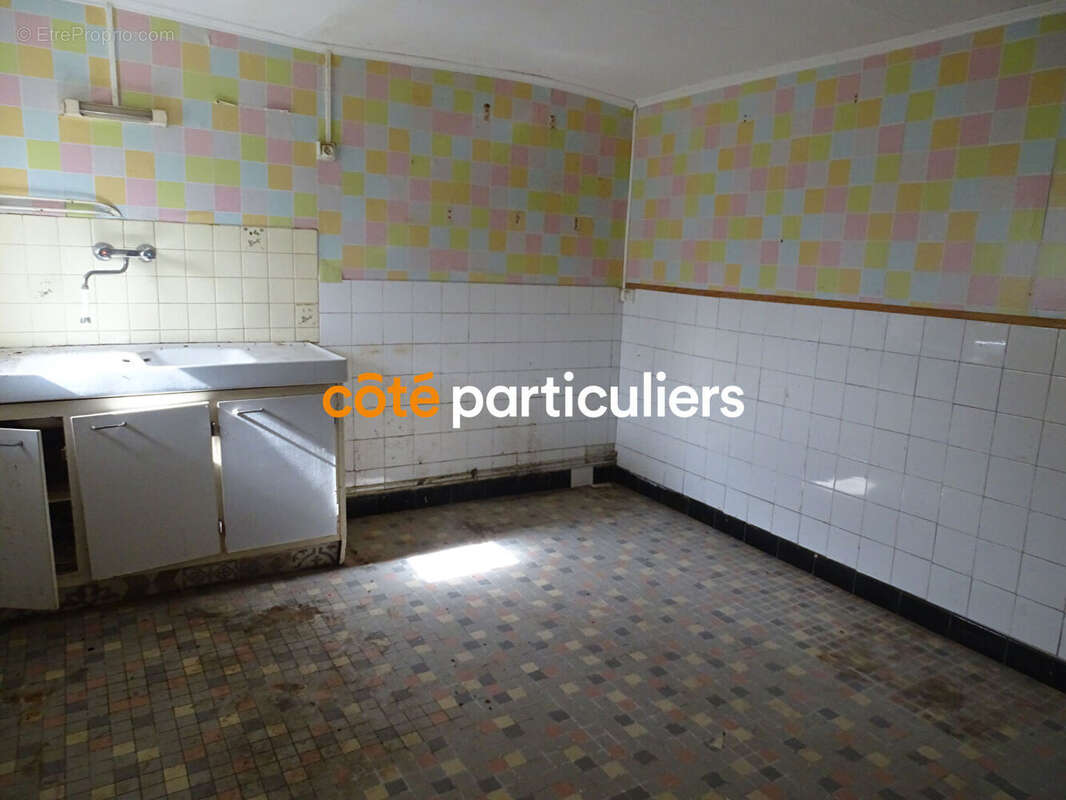 Maison à SAINT-CHRISTOPHE-EN-BOUCHERIE