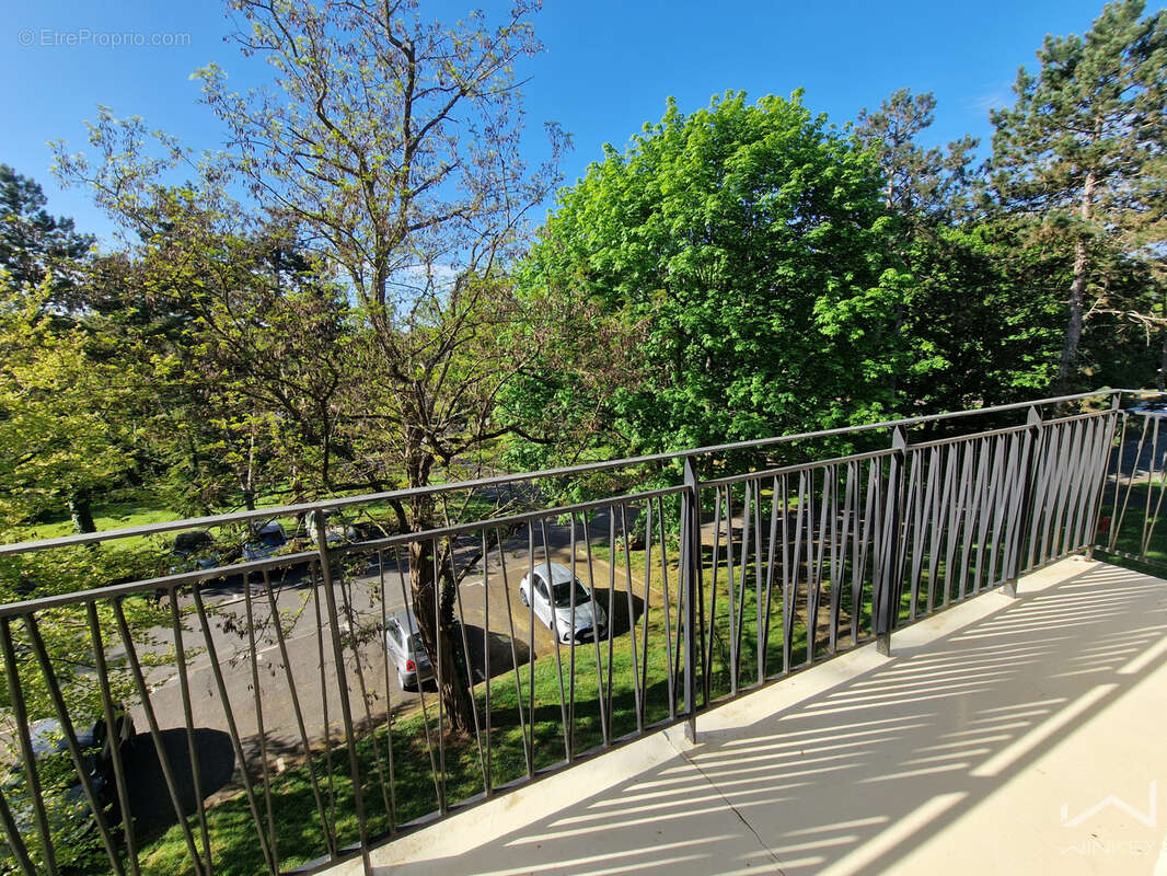 Appartement à ETIOLLES