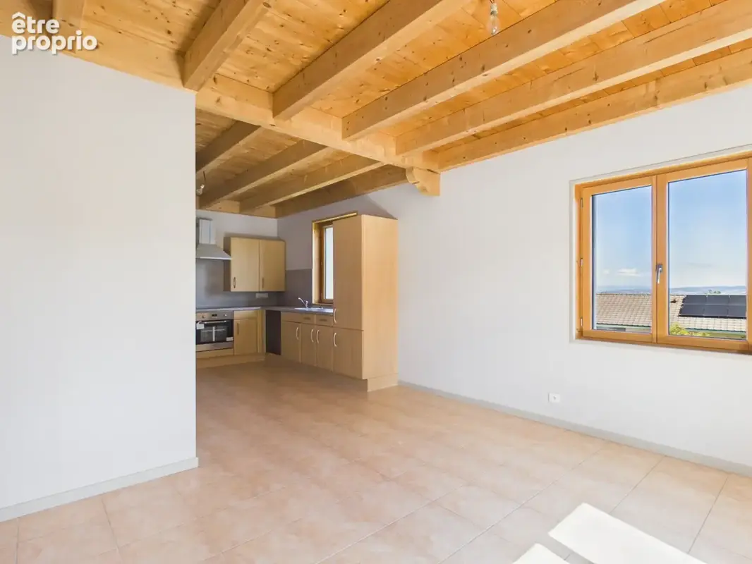 Maison composée de 3 appartements et terrain de 2 378 m2 - photo 14