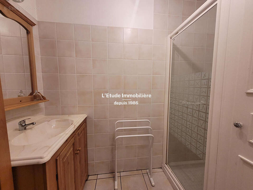 Maison à FONTAINES-SAINT-MARTIN