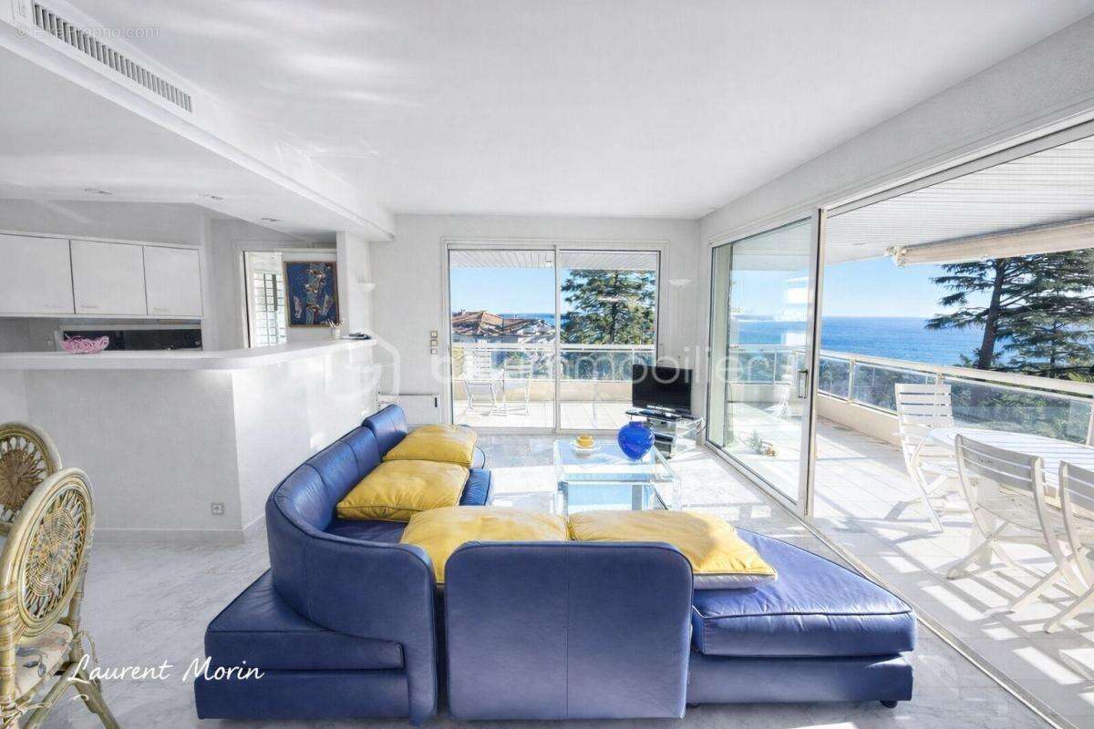 Cannes Croix-des-Gardes - Appartement 86m² - 3 pièces - Terrasse 43m² - vue mer - Piscine - Garage - photo 5