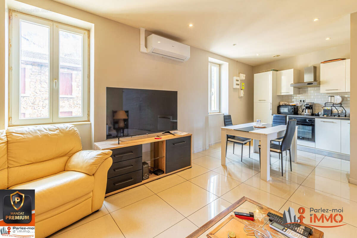 Appartement à THIZY