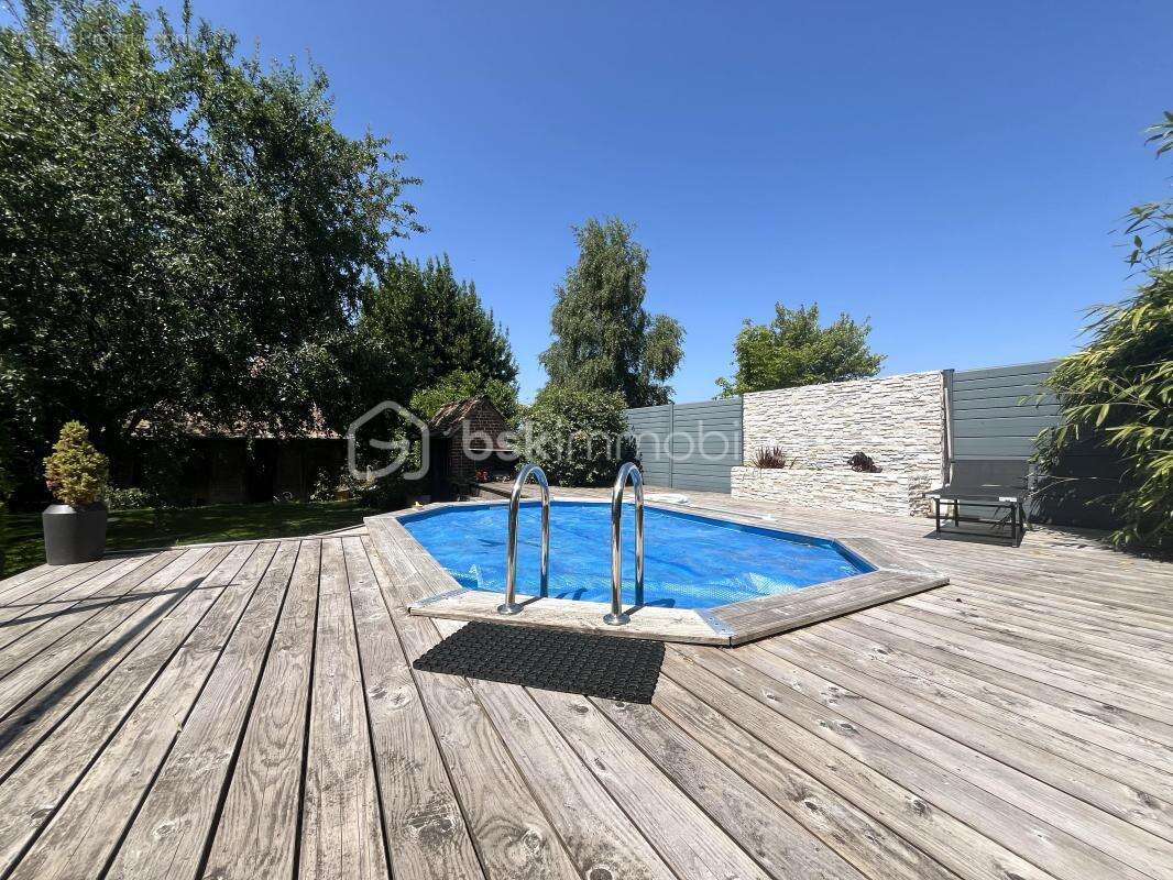 Maison à SAINT-PIERRE-DES-FLEURS