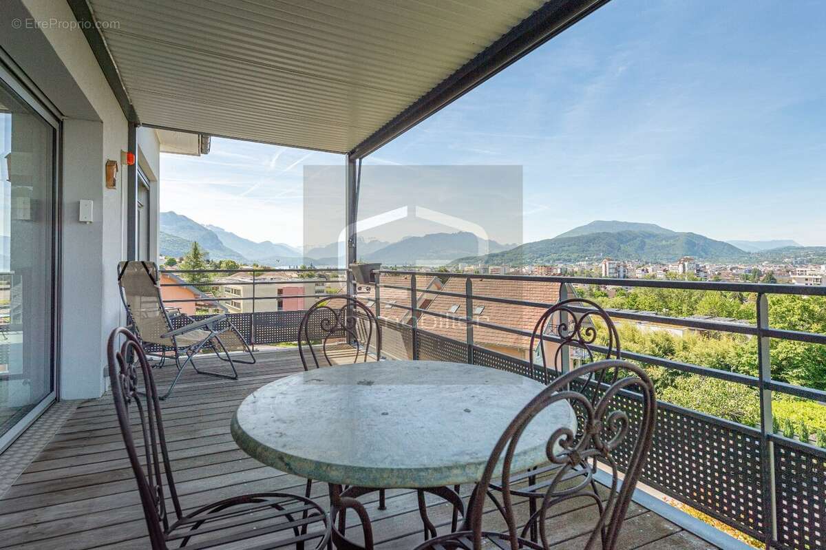 Appartement à ANNECY-LE-VIEUX