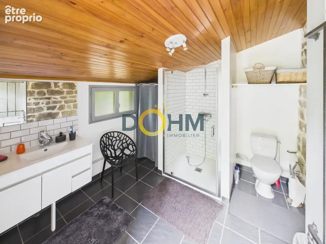 Maison de village sur 1903 m2 de terrain avec chalet neuf 19,6 m2 . - photo 14