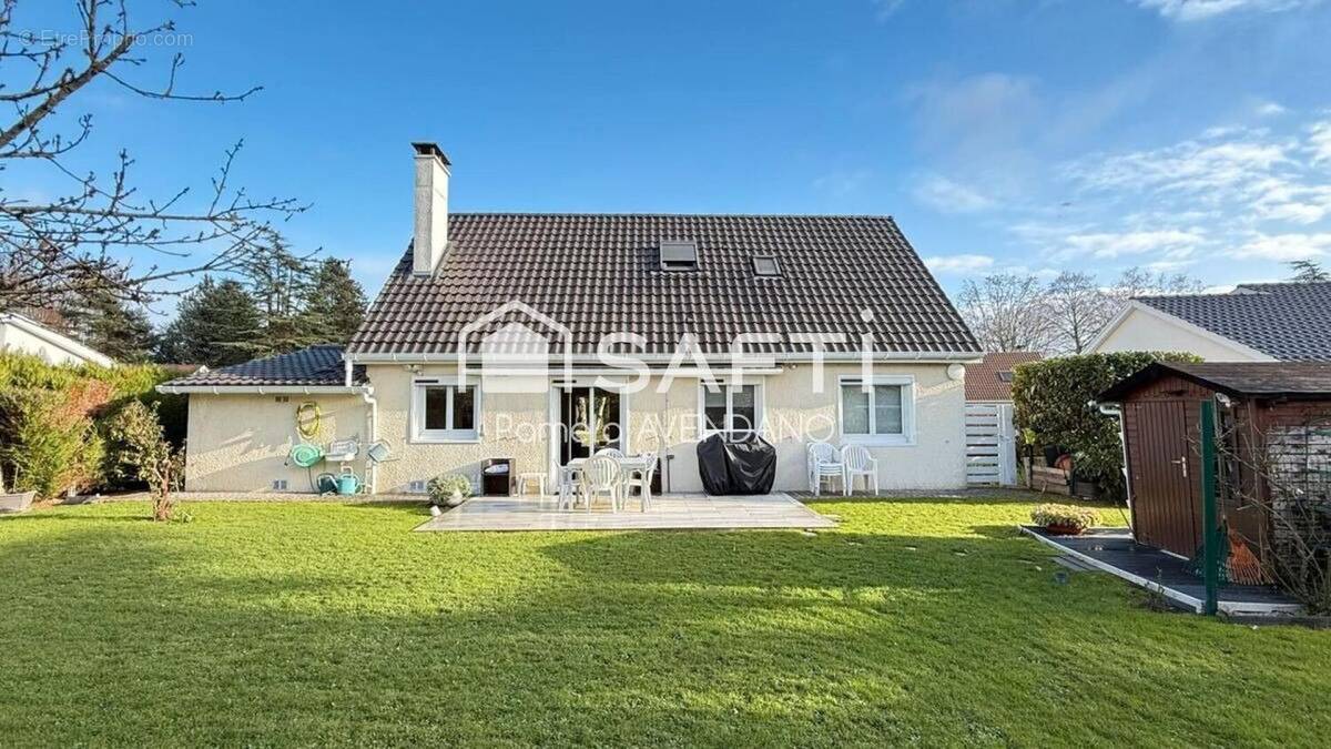 Photo 1 - Maison à LESIGNY