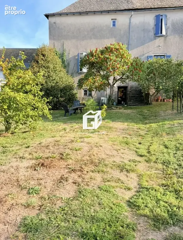 Propriété de caractère en pierre   12 pièces   400 m2 - photo 4