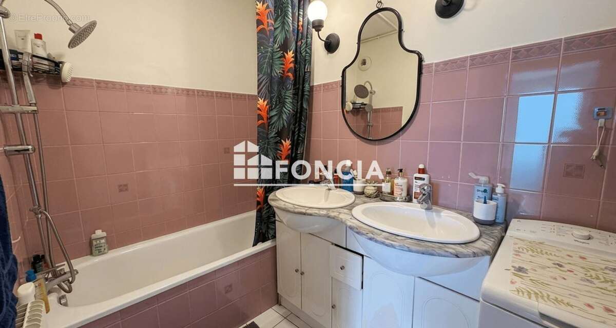 Appartement à VENISSIEUX