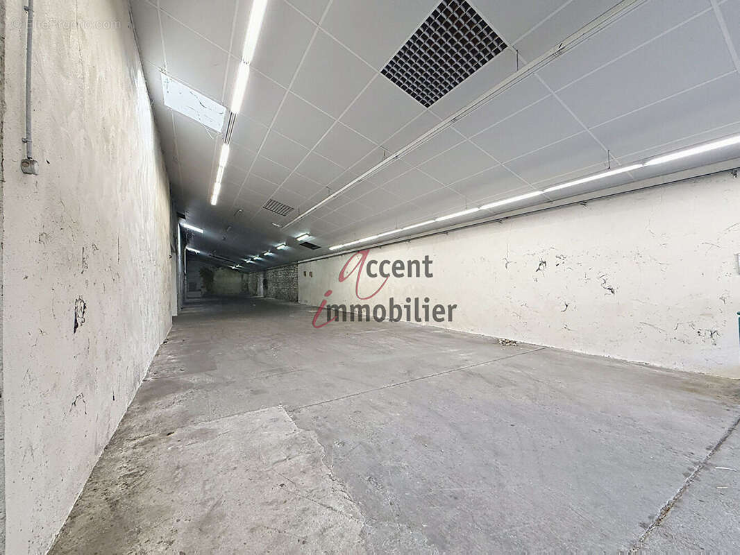 Commerce à SAINT-ANDIOL