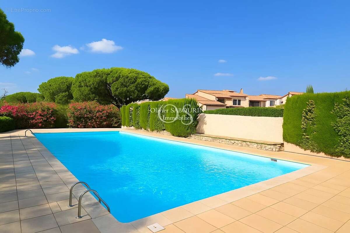 Appartement à FREJUS