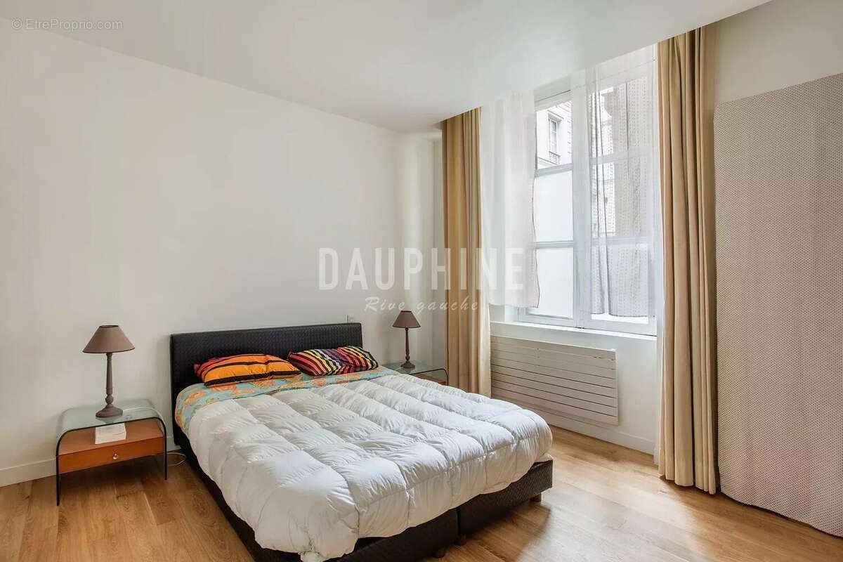 Appartement à PARIS-6E