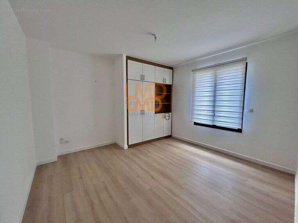 Maison à NIMES