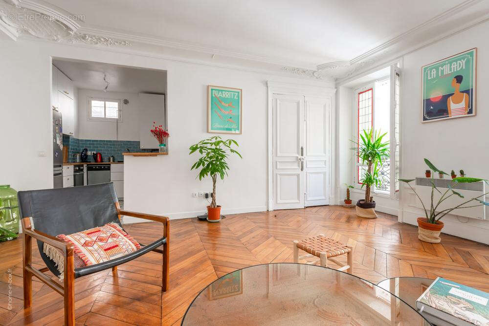 Appartement à PARIS-3E
