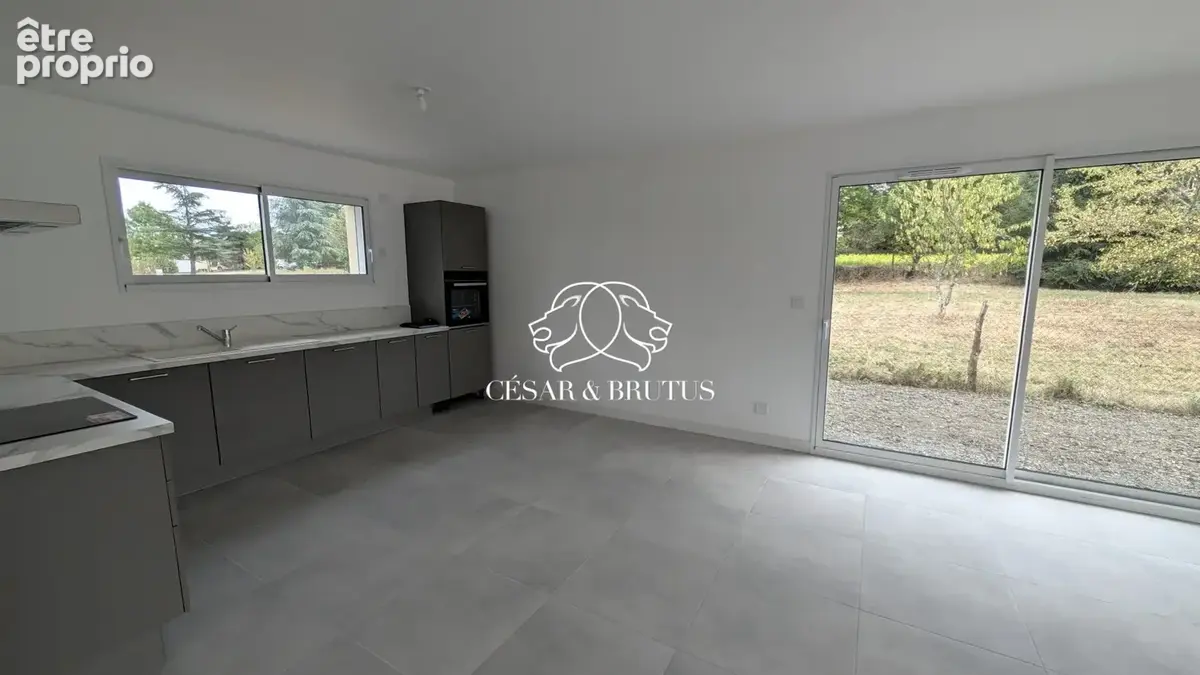 Maison 5 pièces 108 m² à vendre à Lavoute-Sur-Loire (43800) - photo 9