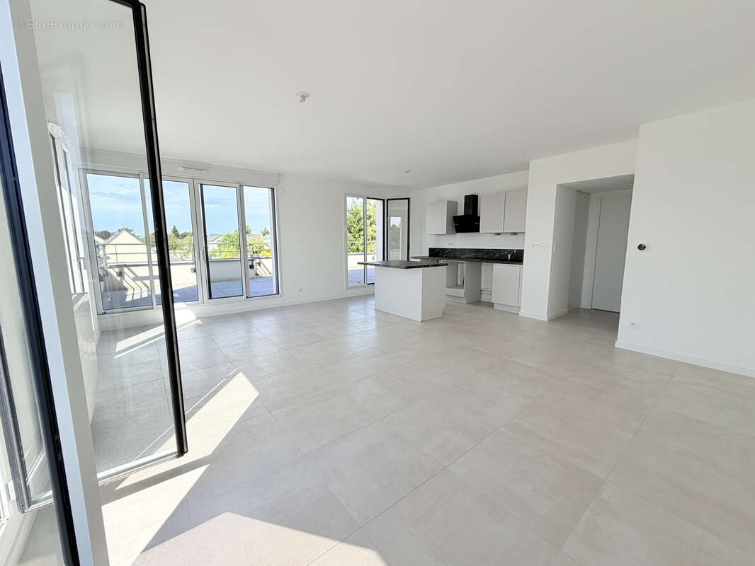 Appartement à SAINT-CYR-SUR-LOIRE