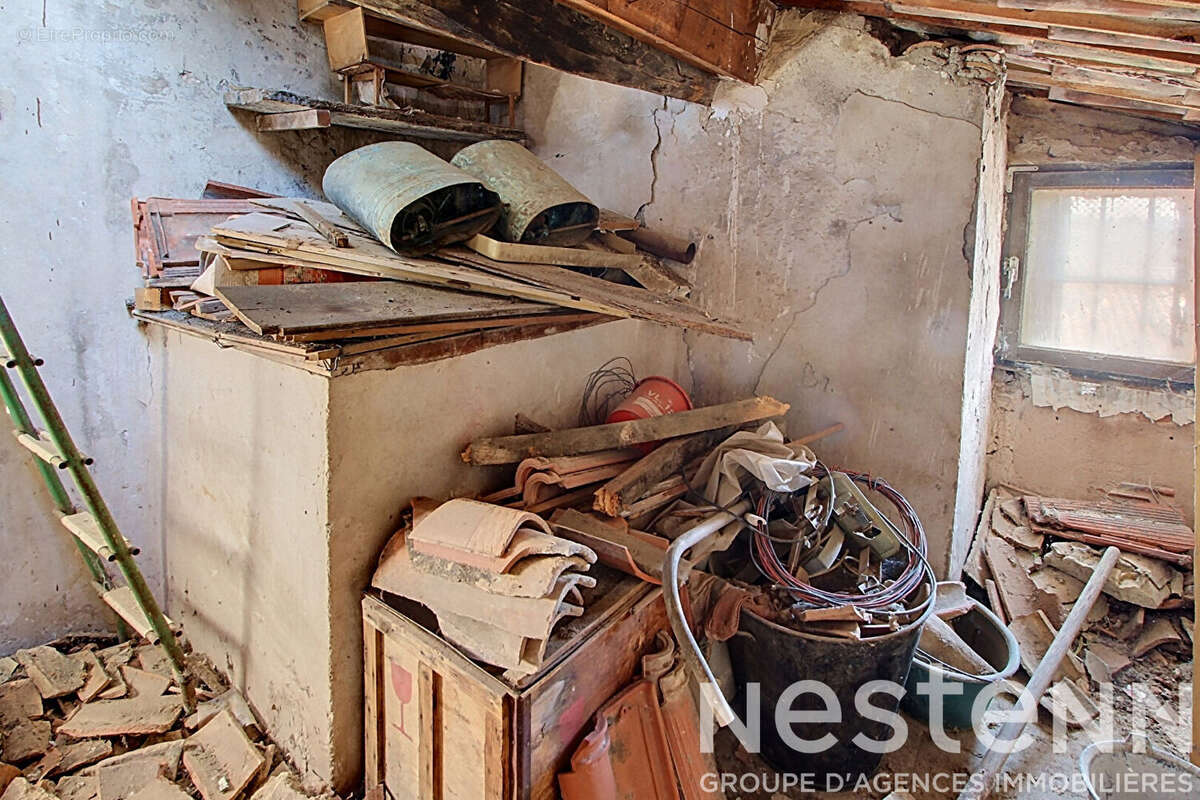 Appartement à LORGUES
