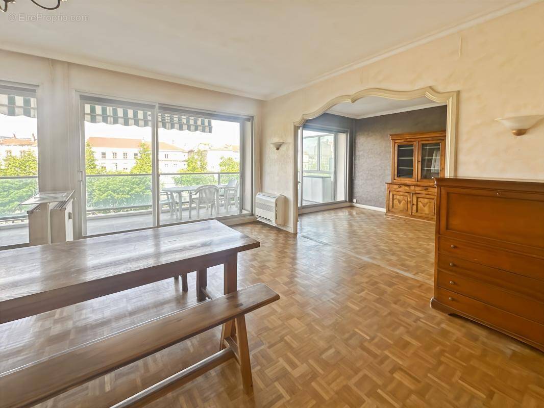 Appartement à VALENCE