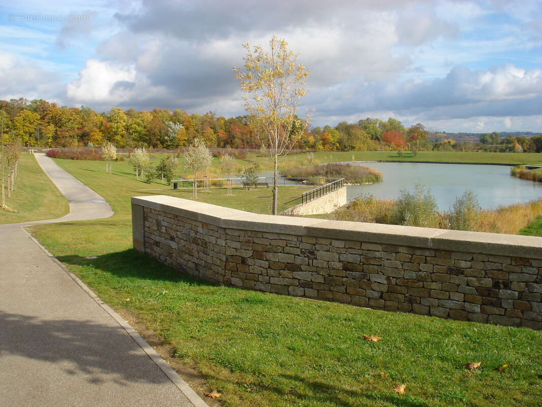 Appartement à MAGNY-LE-HONGRE