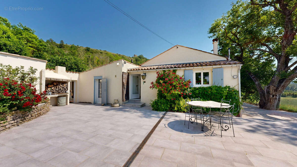 Maison à FORCALQUIER