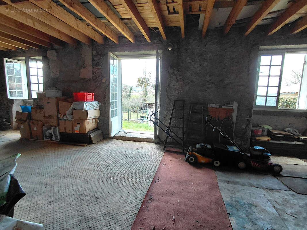 Maison à RAZAC-SUR-L'ISLE