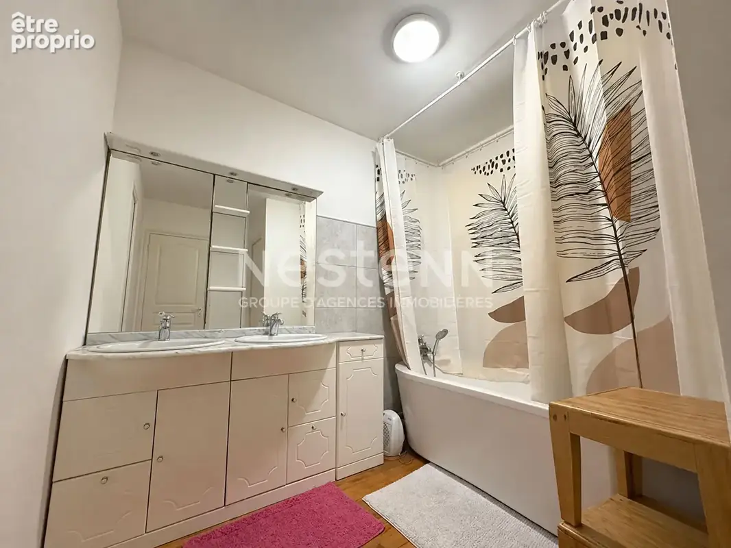 A Rochefort Hyper-Centre Place Colbert - Appartement Duplex 3 chambres - 115 m² - photo 5
