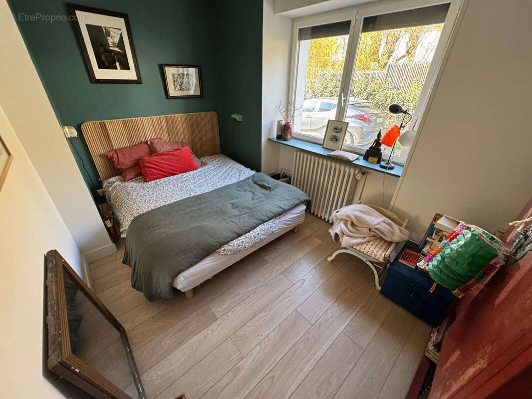 Maison à LES MESNULS