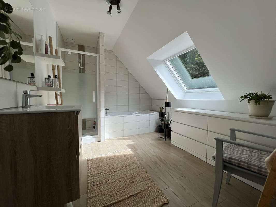 Maison à LARMOR-BADEN