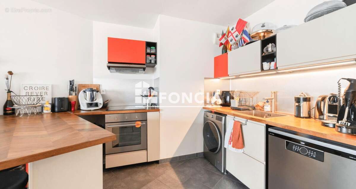 Appartement à LYON-7E