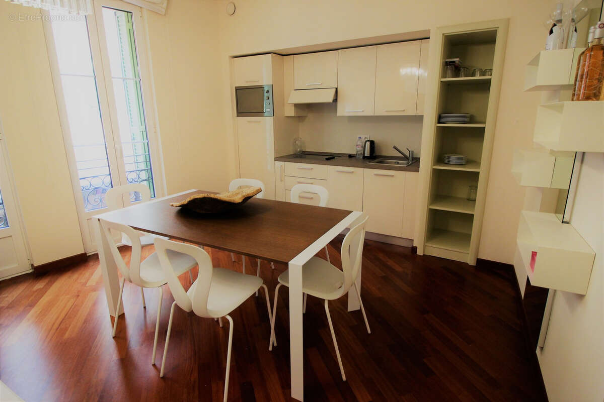 Appartement à MENTON