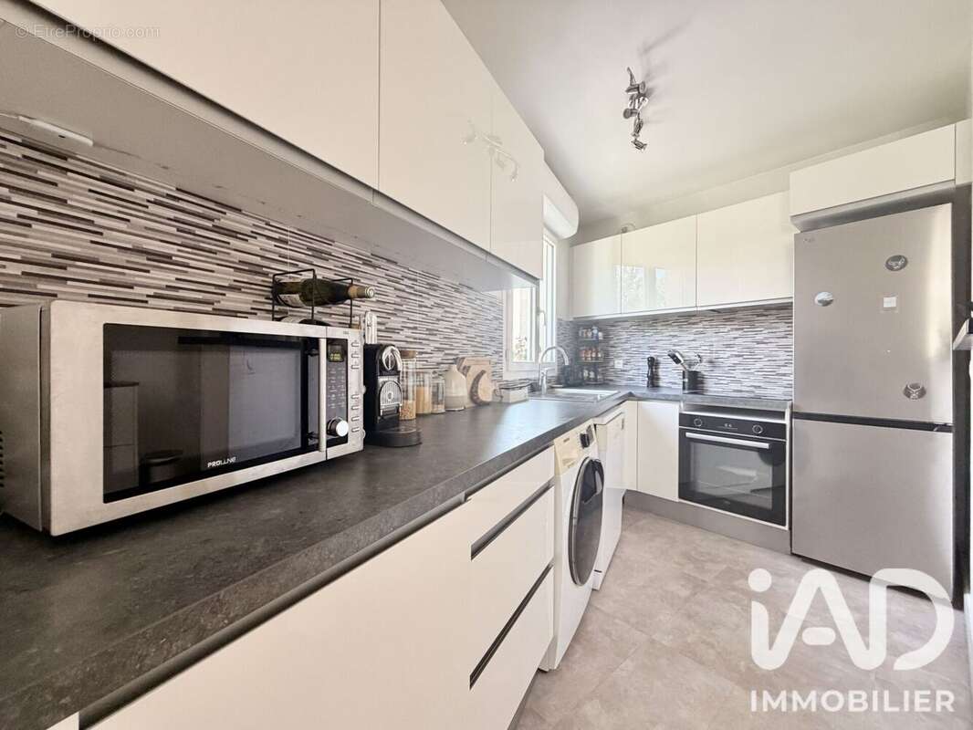 Photo 3 - Appartement à LE PLESSIS-ROBINSON