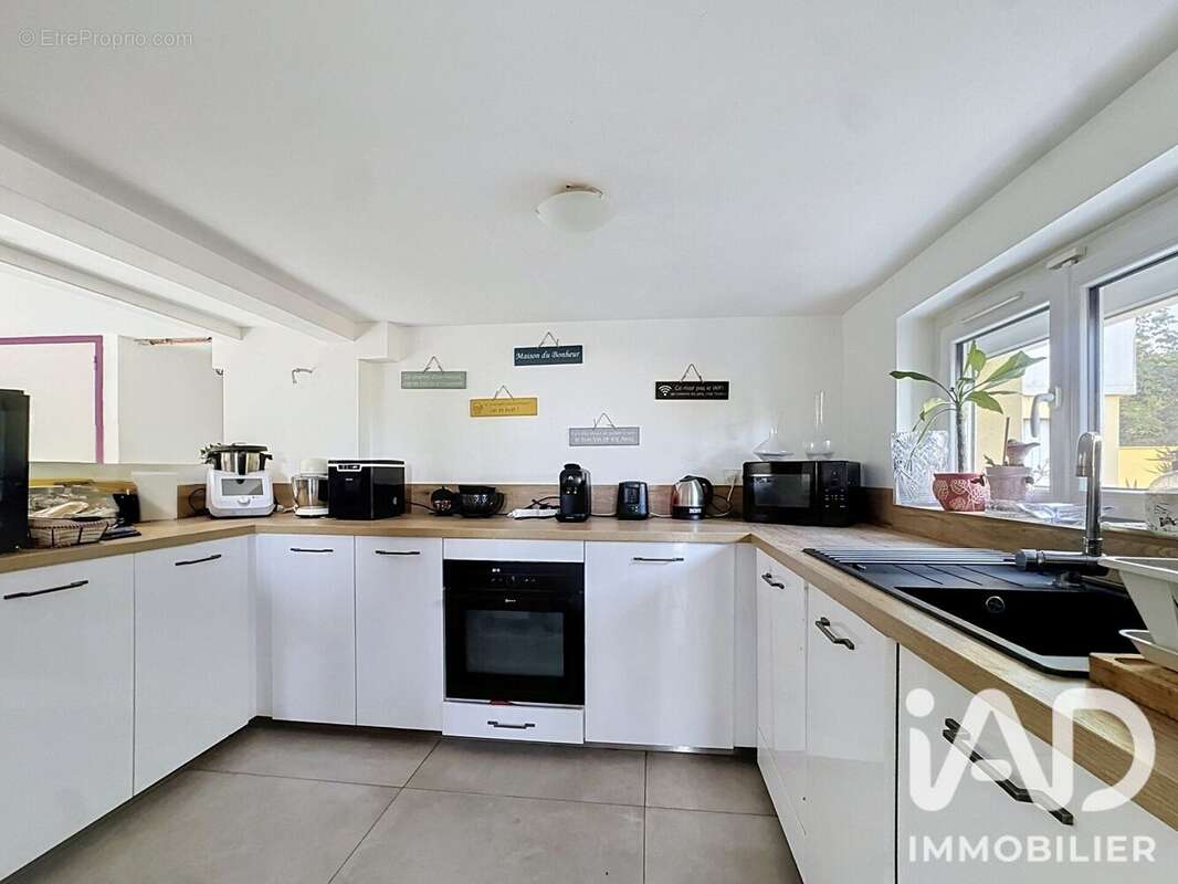 Maison 157 m² à Betton  - photo 2