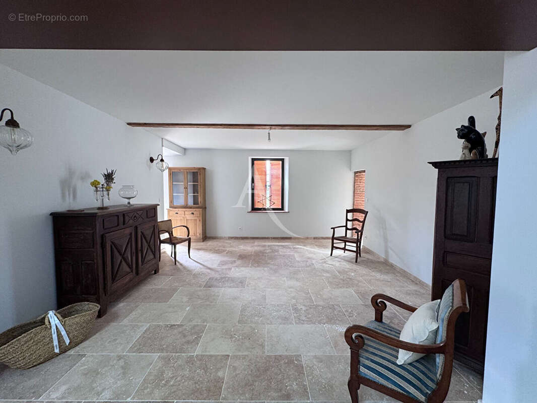 Lagrave, Maison de caractère de +/- 197 m² - photo 15