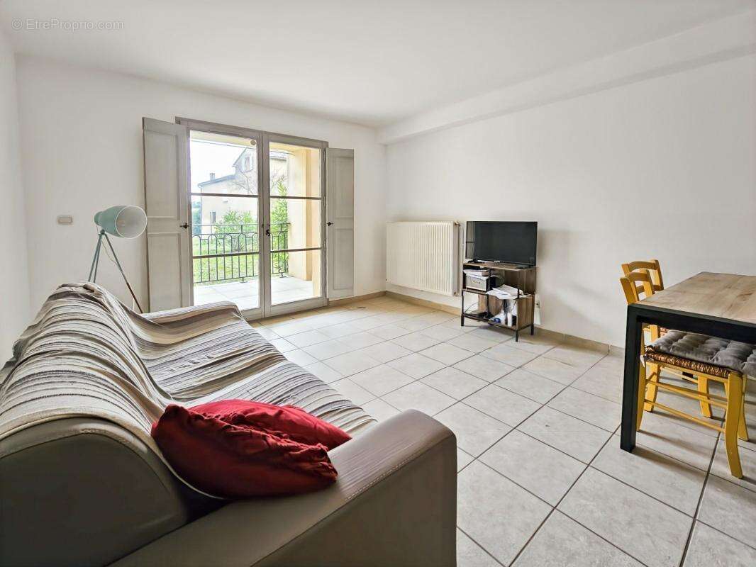 Appartement à UZES