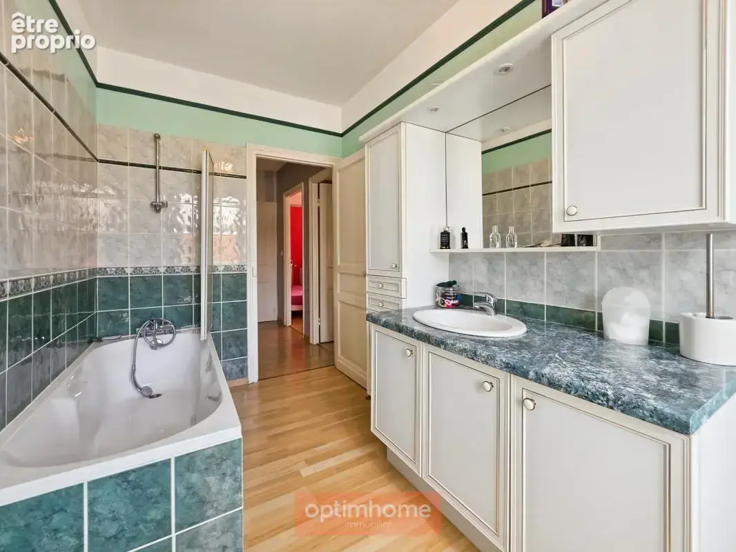Propriété de caractère – 213 m² – 6 chambres – grange – dépendances – terrain 1 570 m² - photo 16