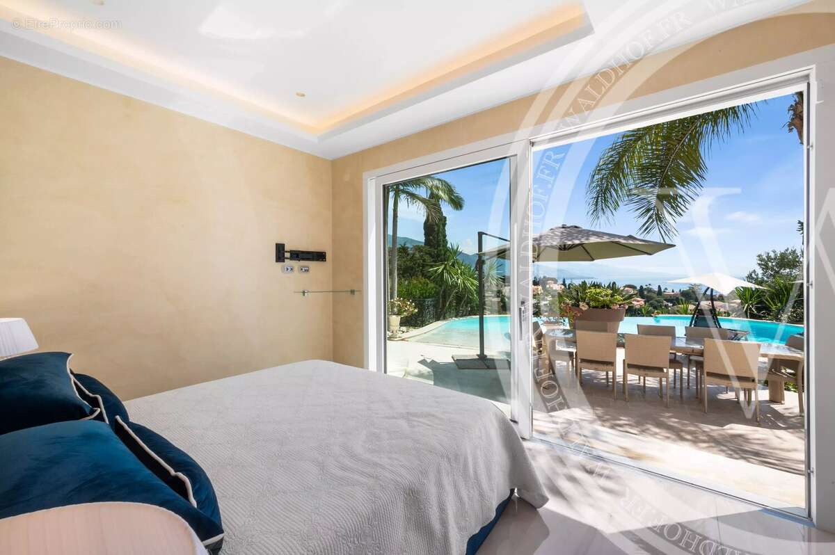 Proche Monaco – Villa d’Exception avec Vue Mer - photo 11