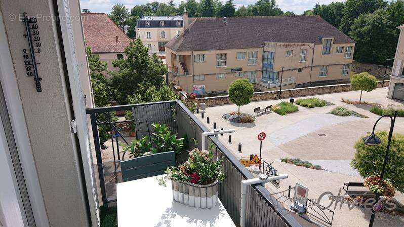 Appartement à VOISINS-LE-BRETONNEUX