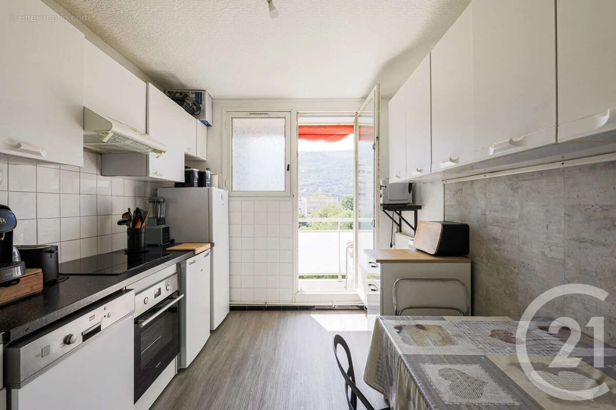 Appartement à SEYSSINS