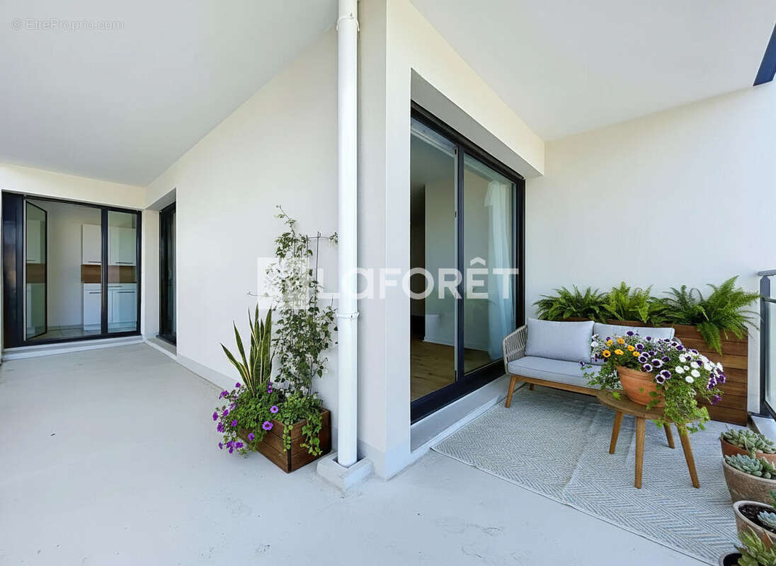 Appartement de type 4 de 85m² entièrement rénové. - photo 3