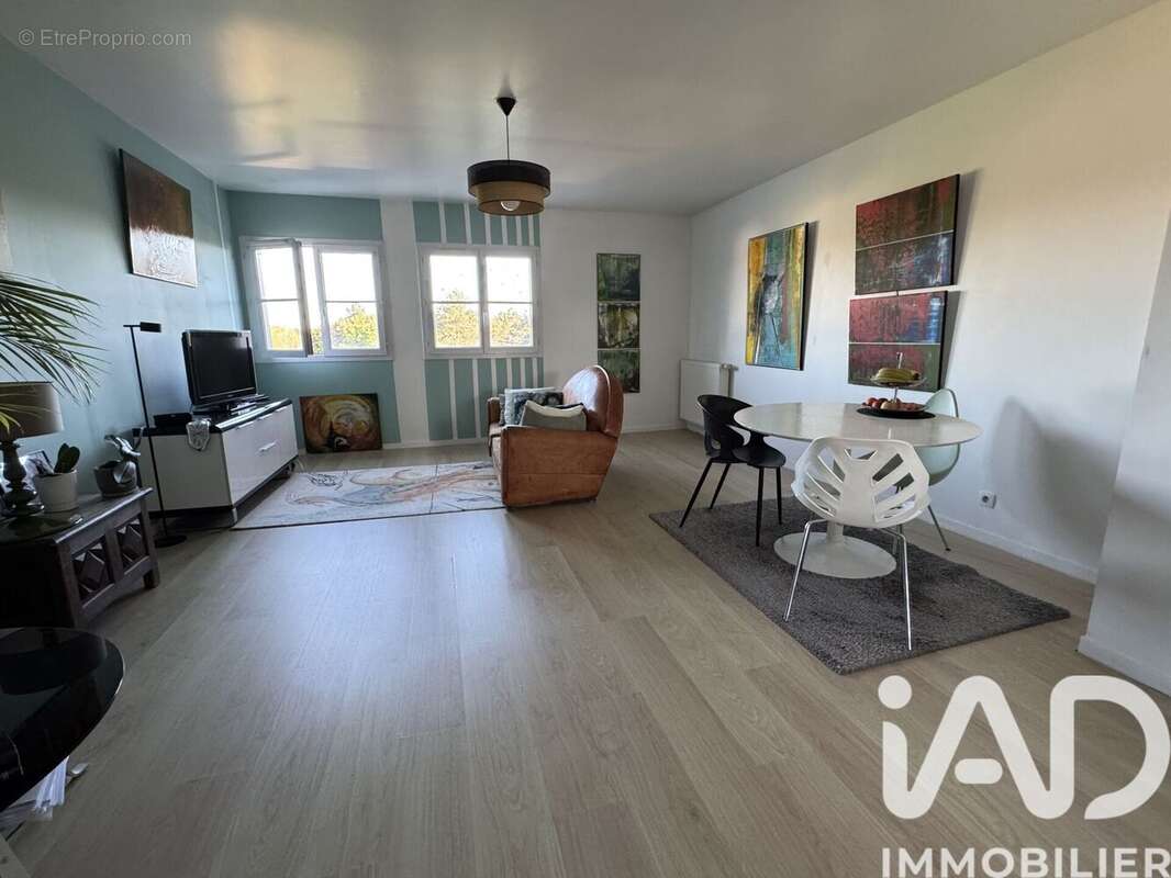 Photo 7 - Appartement à EPINAY-SOUS-SENART