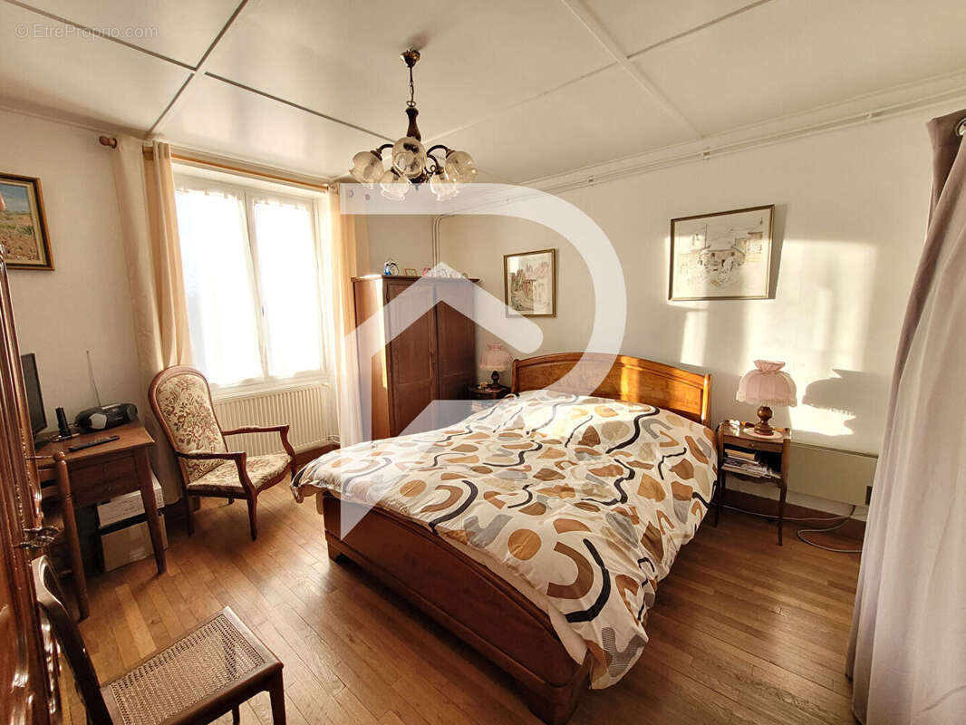 Maison à AUBEPIERRE-SUR-AUBE