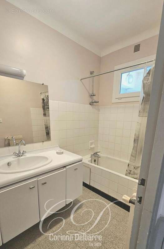 Photo 7 - Appartement à NIMES