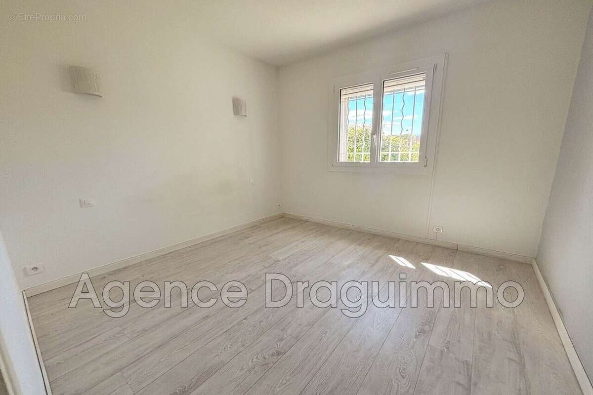 Maison à DRAGUIGNAN