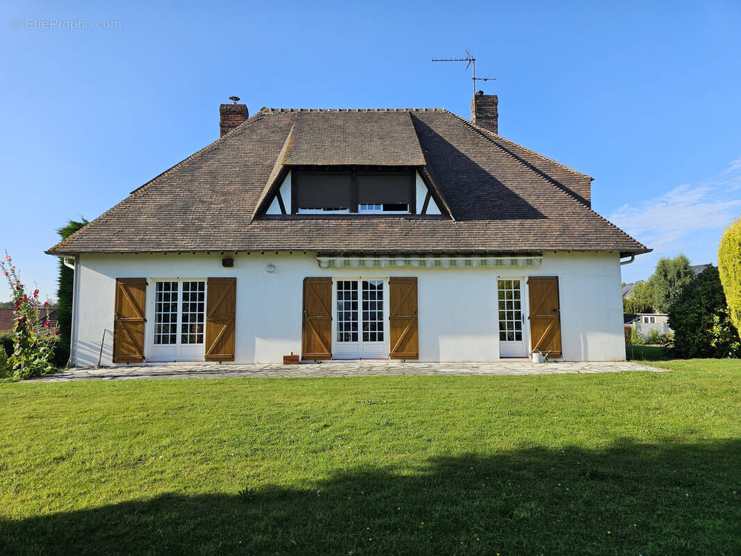 Maison à SAINT-ROMAIN-DE-COLBOSC