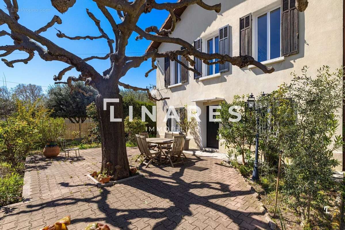 Maison à MARSEILLE-11E