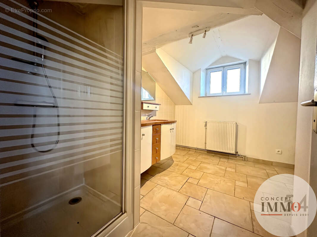 Appartement à JEZAINVILLE