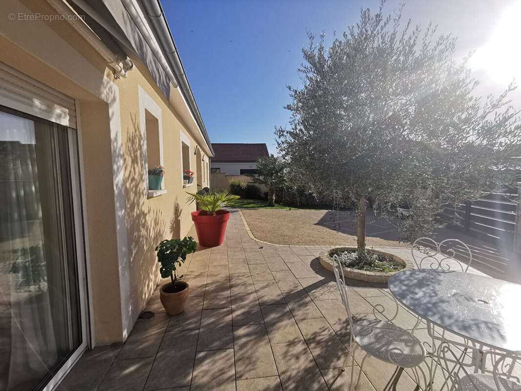 Maison à CHATELLERAULT